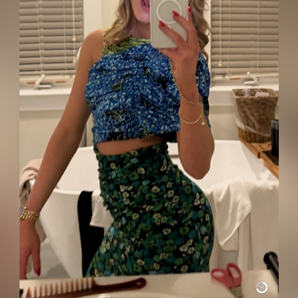 Zara Floral Mix Print Bloggers Fave Dress Size Small NWOT - Picture 5 of 9